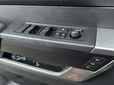 2023 Toyota Tundra Hybrid Platinum