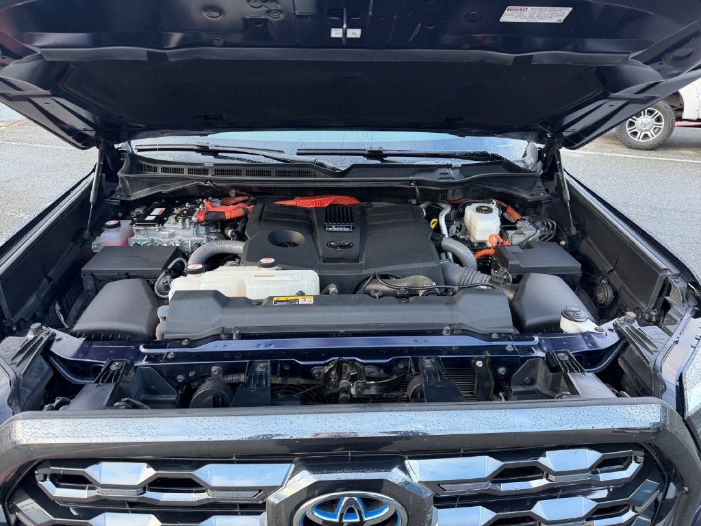 2023 Toyota Tundra Hybrid Platinum