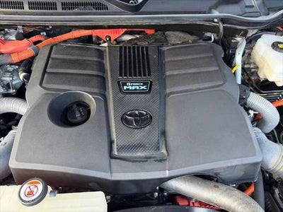 2023 Toyota Tundra Hybrid Platinum