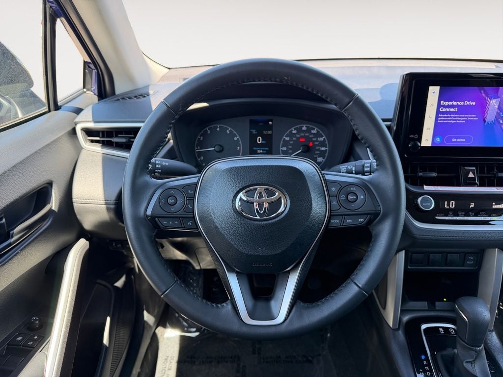 2025 Toyota Corolla Cross LE ONE OWNER