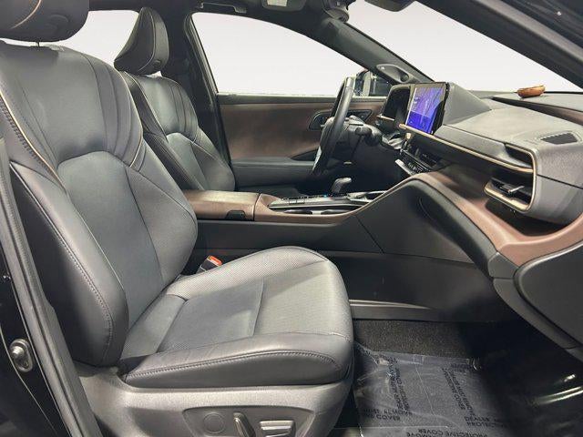 2023 Toyota Toyota Crown LTD Limited