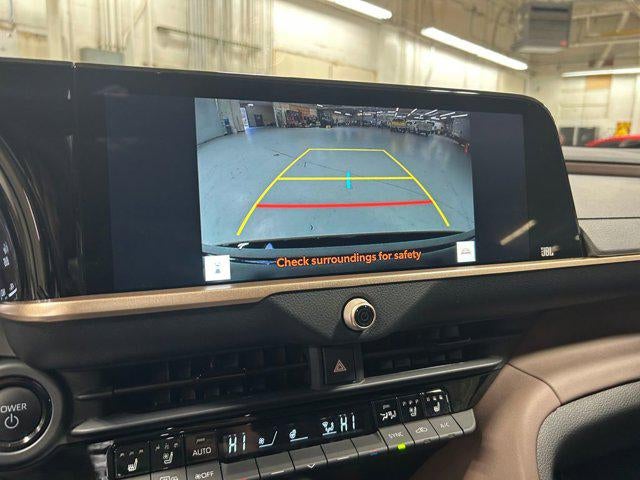 2023 Toyota Toyota Crown LTD Limited