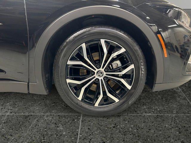 2023 Toyota Toyota Crown LTD Limited