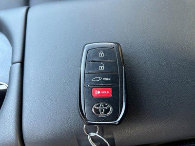 2025 Toyota CROWN SIGNIA XLE Certified