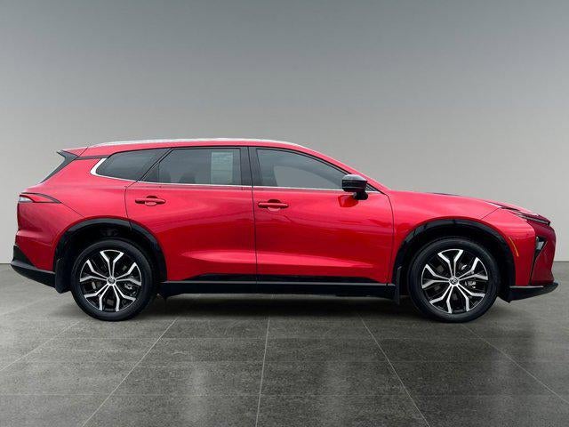2025 Toyota Crown Signia XLE