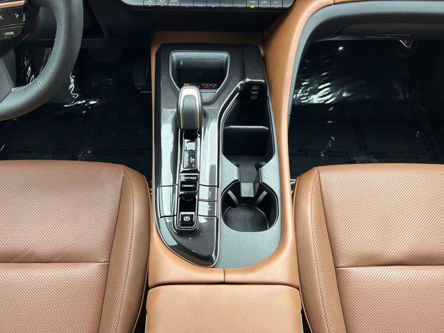 2025 Toyota Crown Signia XLE