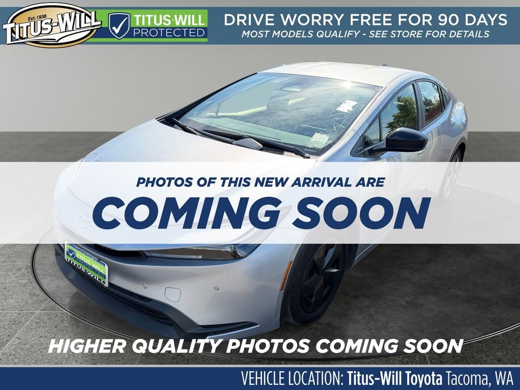 2025 Toyota Prius LE