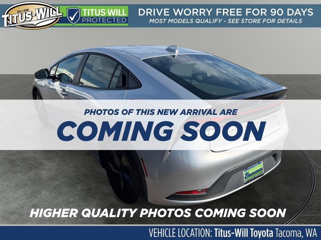 2025 Toyota Prius LE