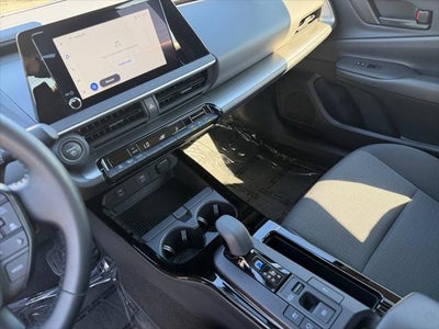 2025 Toyota Prius LE