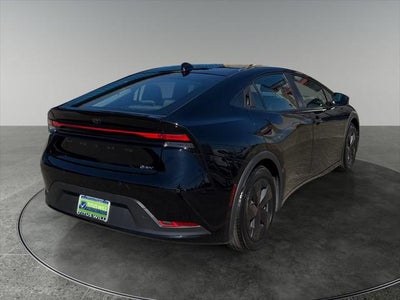 2025 Toyota Prius LE