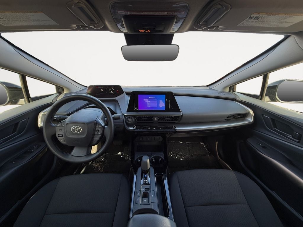 2025 Toyota Prius LE