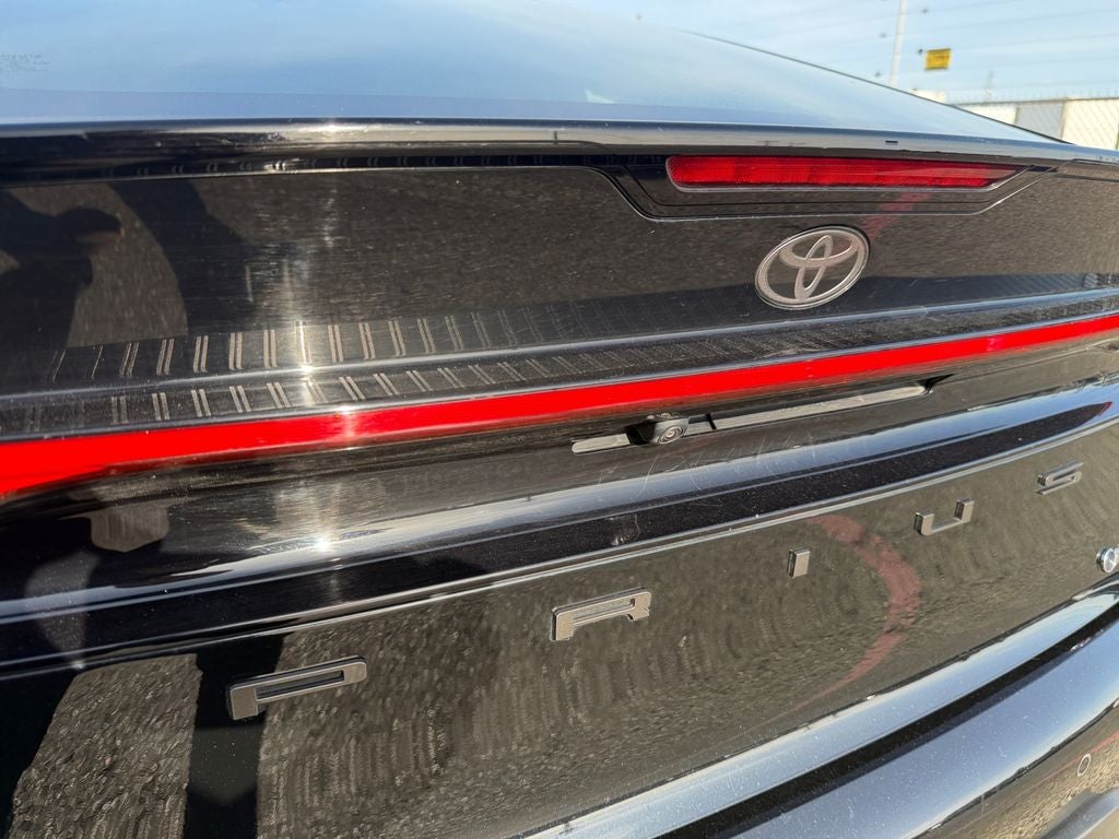 2025 Toyota Prius LE
