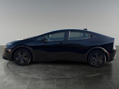 2025 Toyota Prius LE