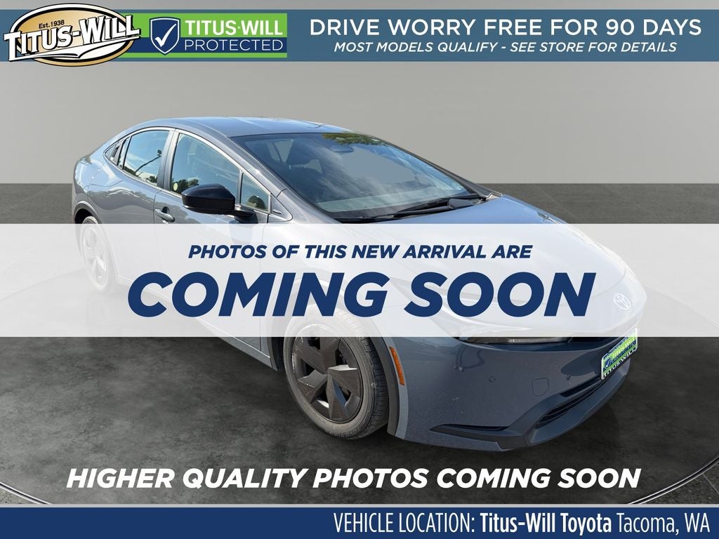 2025 Toyota Prius LE