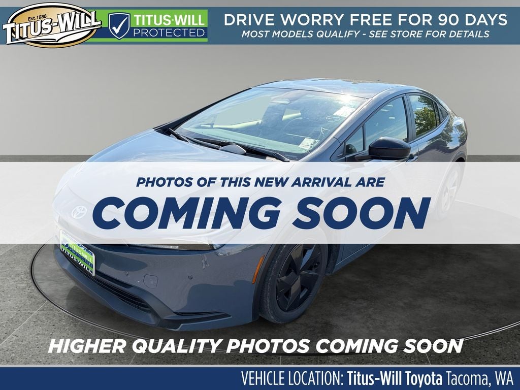 2025 Toyota Prius LE