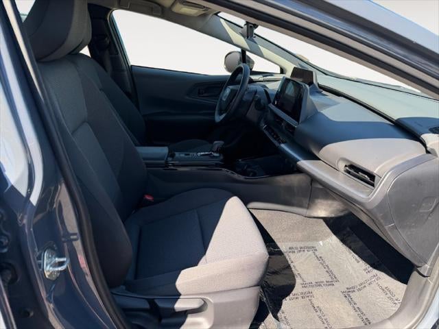 2025 Toyota Prius LE