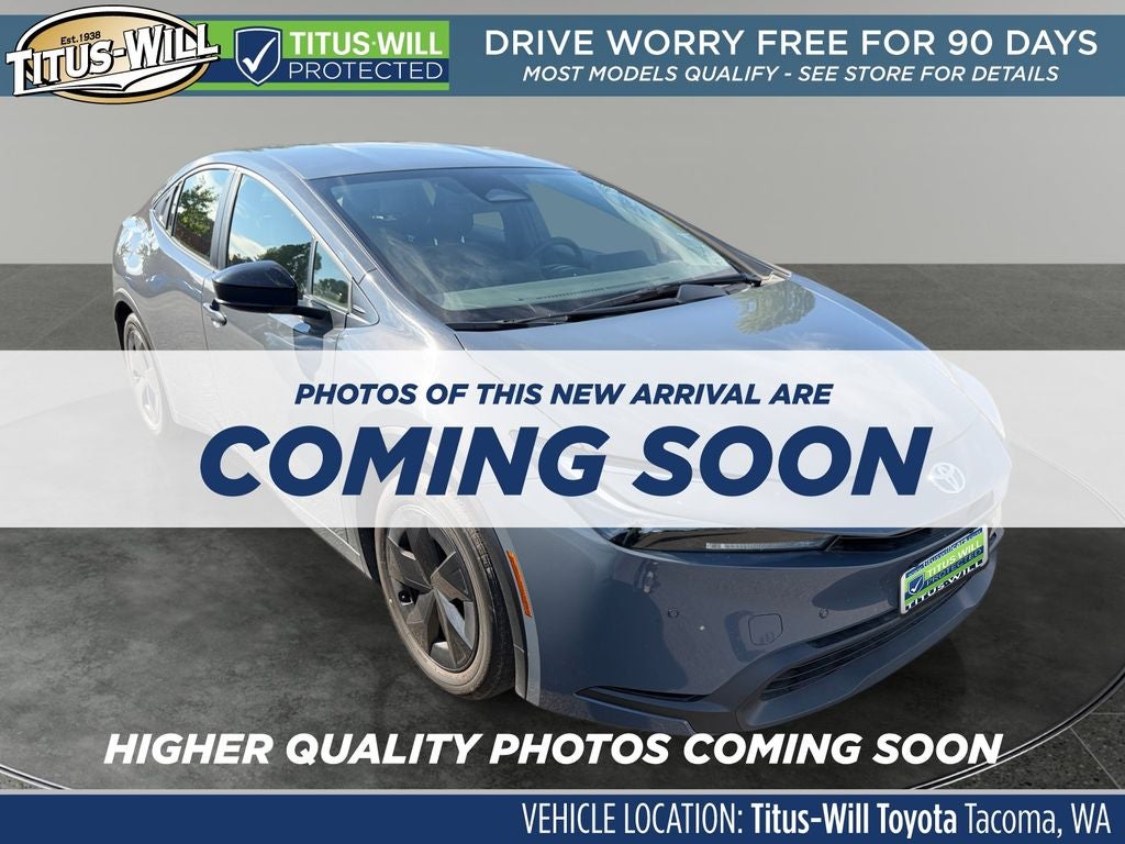2025 Toyota Prius LE