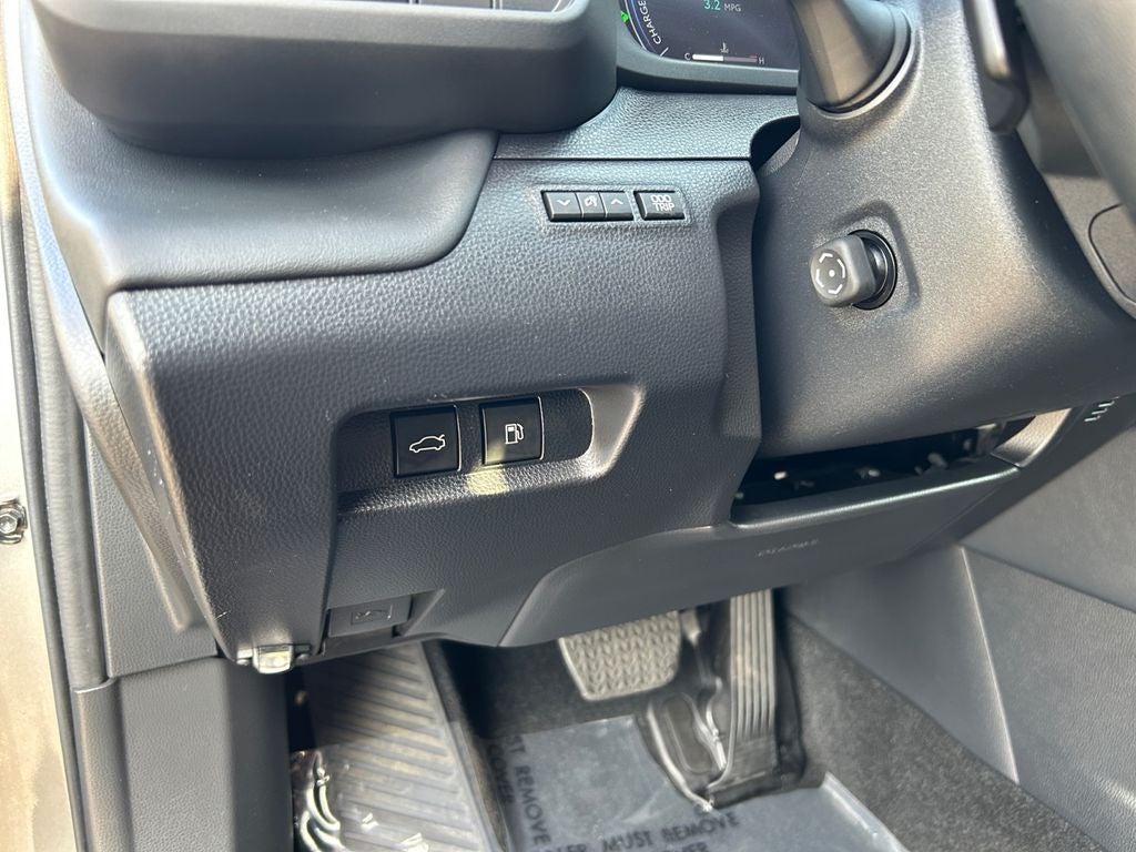 2025 Toyota Crown Platinum