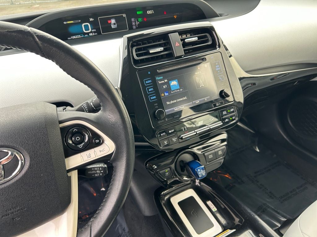 2016 Toyota Prius Three Touring