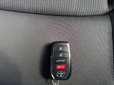 2024 Toyota Venza LE