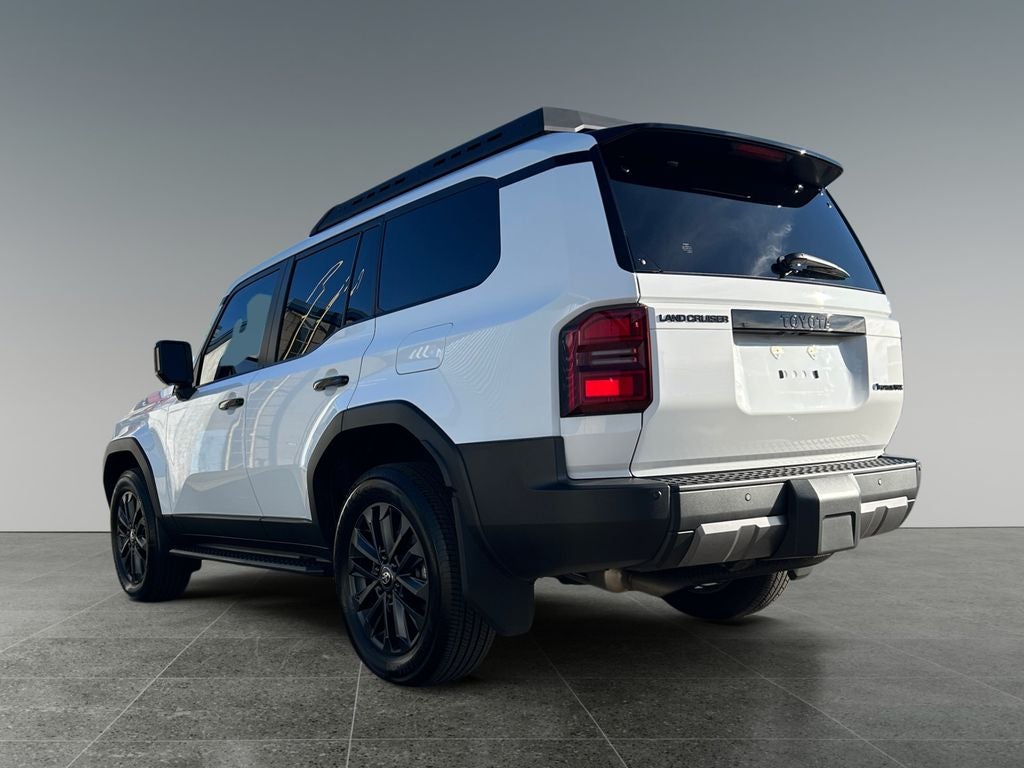 2025 Toyota Land Cruiser PREMIUM