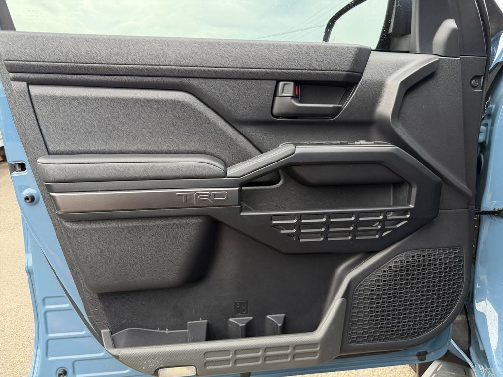 2025 Toyota 4Runner i-FORCE MAX Hybrid TRD Off Road