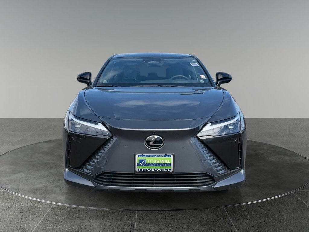 2023 Lexus RZ 450e Luxury