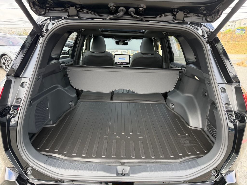 2026 Toyota RAV4 XSE