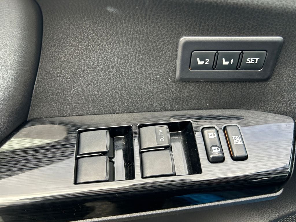 2017 Toyota RAV4 Hybrid Limited