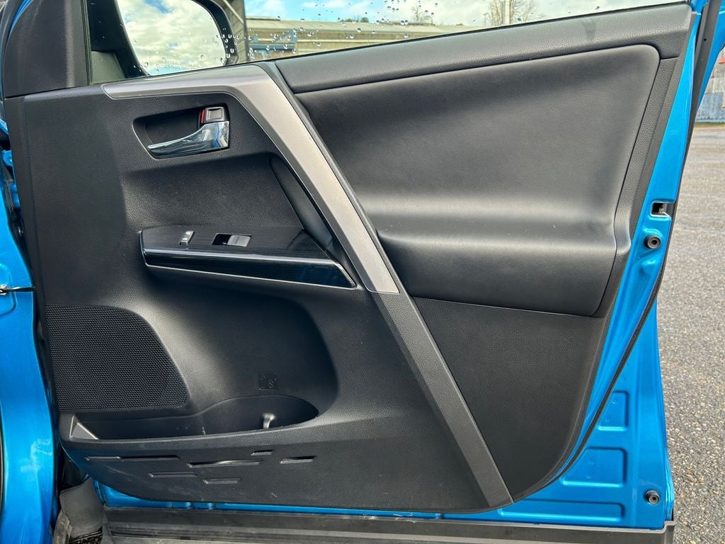 2017 Toyota RAV4 Hybrid Limited