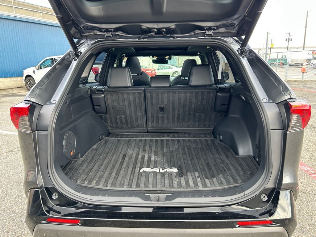 2020 Toyota RAV4 HYBRID XSE