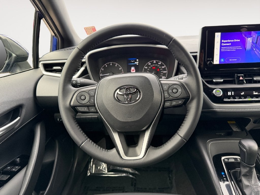 2025 Toyota Corolla Hatchback SE