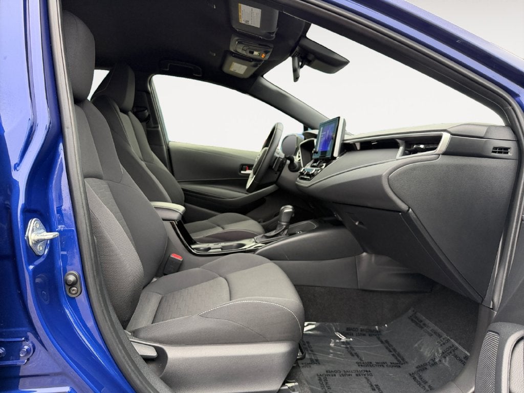2025 Toyota Corolla Hatchback SE