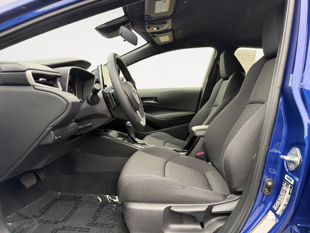 2025 Toyota Corolla Hatchback SE