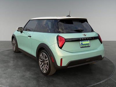 2025 MINI Cooper S Iconic