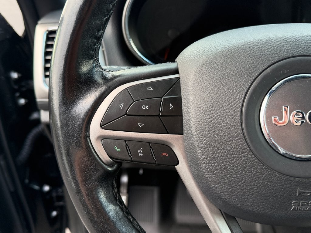 2020 Jeep Grand Cherokee Laredo