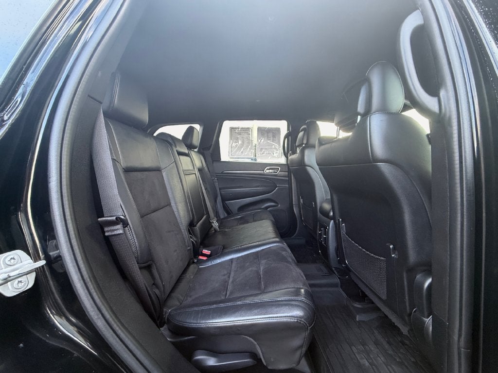 2020 Jeep Grand Cherokee Laredo