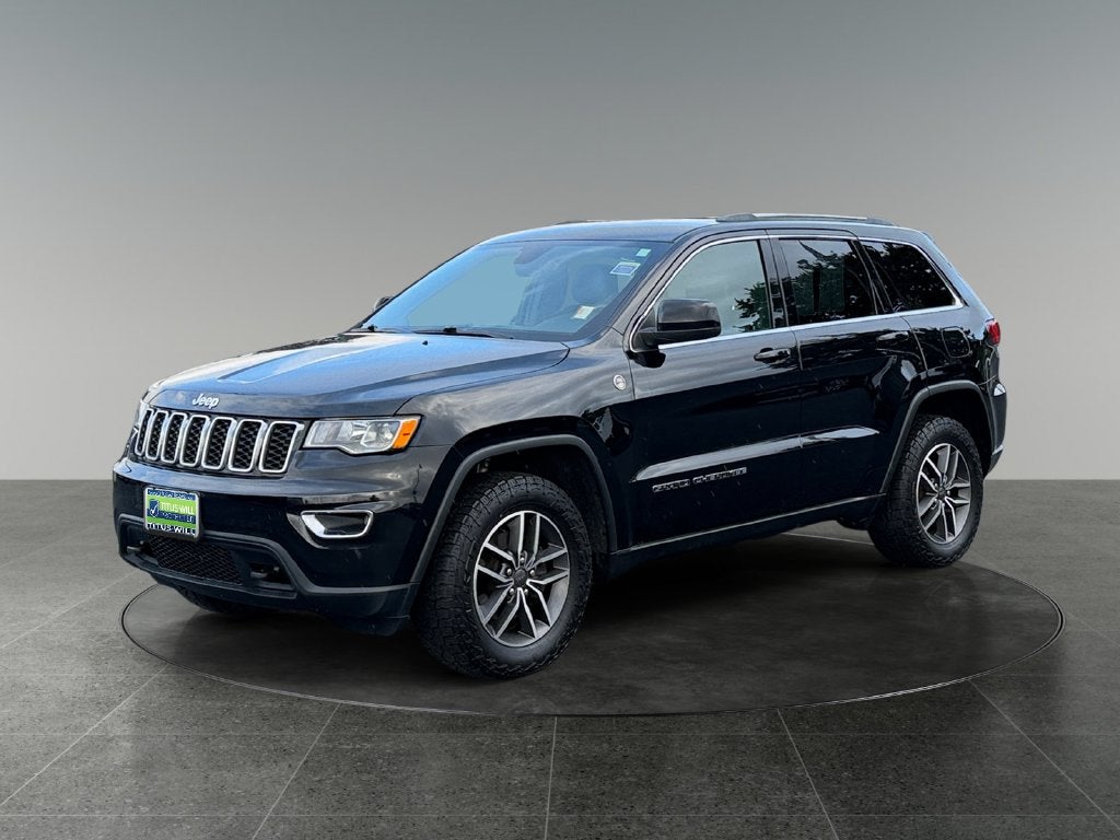 2020 Jeep Grand Cherokee Laredo