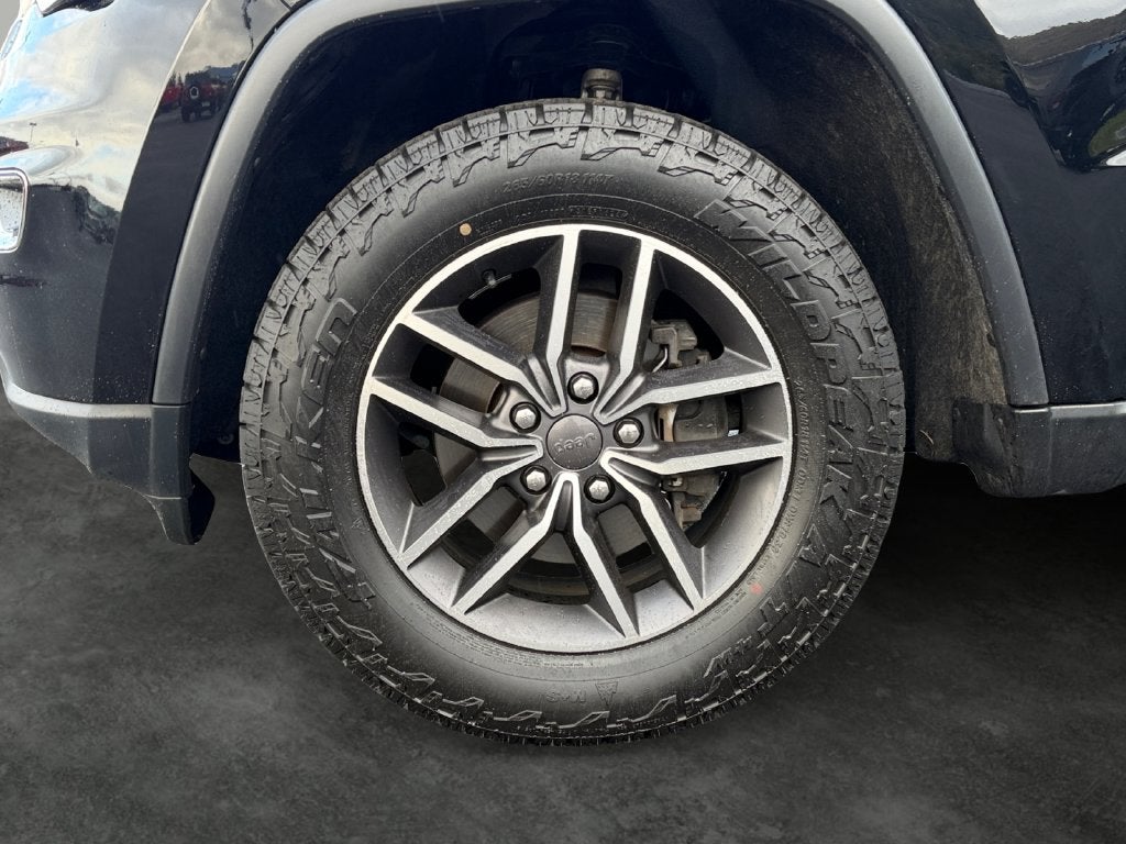 2020 Jeep Grand Cherokee Laredo