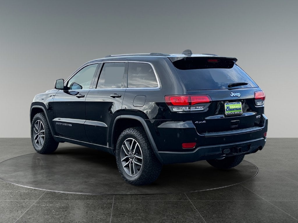 2020 Jeep Grand Cherokee Laredo
