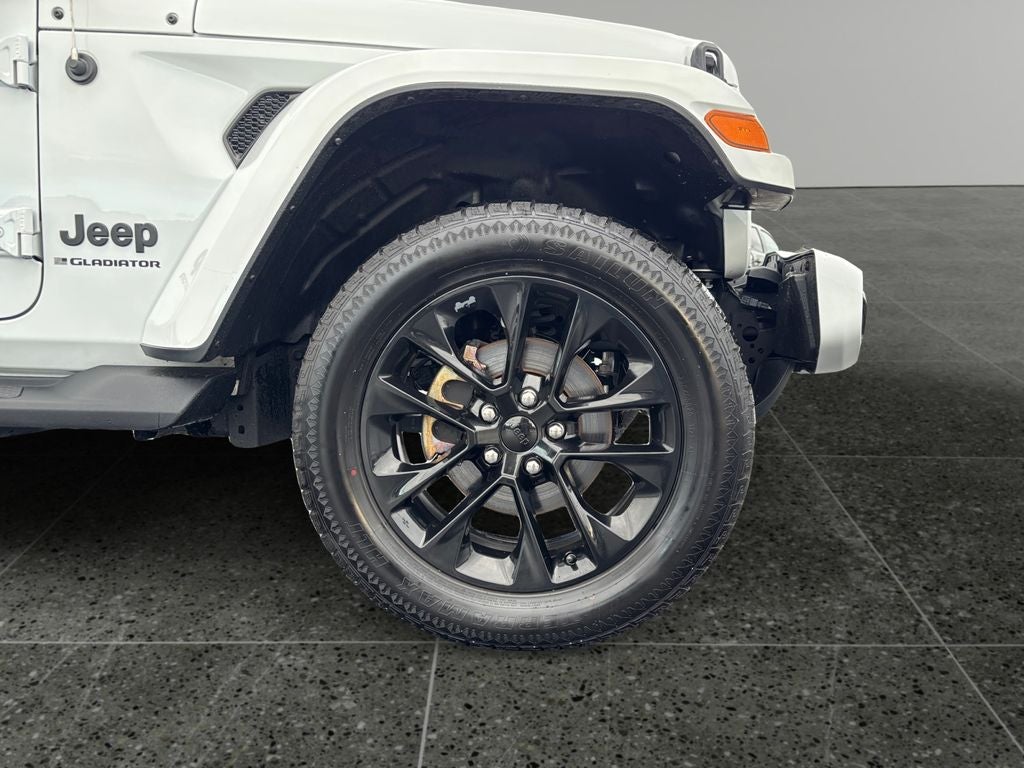 2023 Jeep Gladiator High Altitude Lifted w/ Wheel & Tire Package