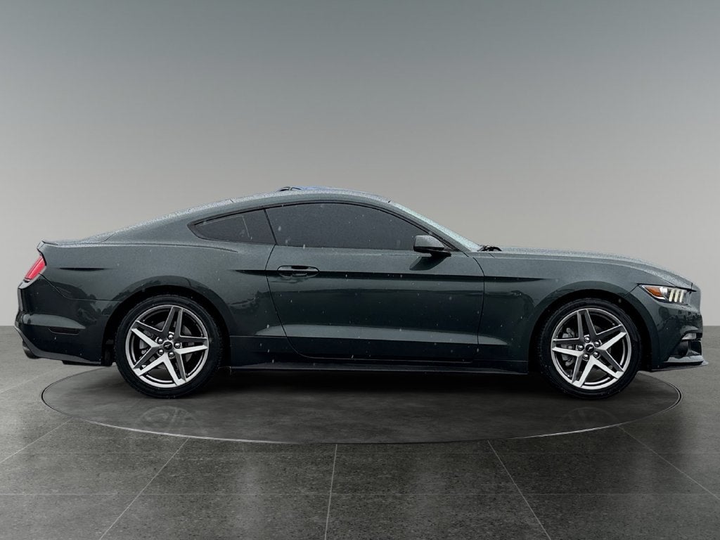 2016 Ford Mustang EcoBoost Premium