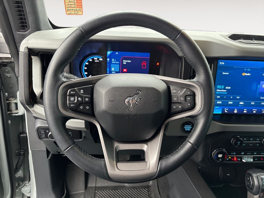 2023 Ford Bronco Badlands Lifted w/ Wheel & Tire Package