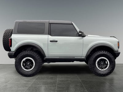 2023 Ford Bronco Badlands Lifted w/ Wheel & Tire Package