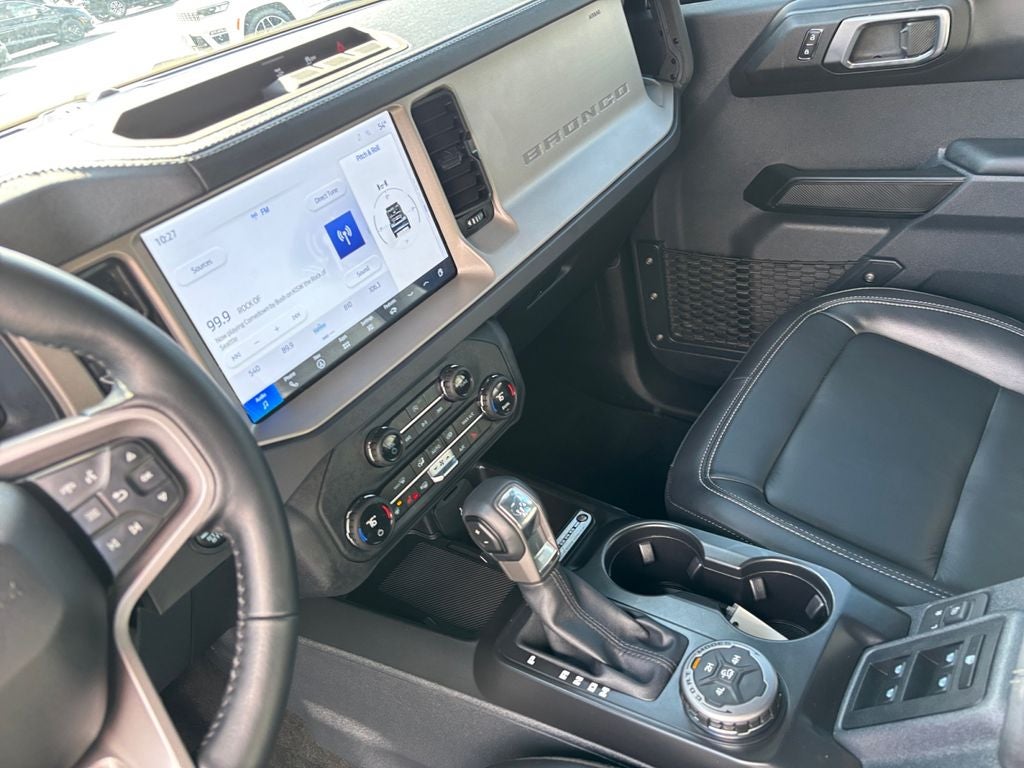 2025 Ford Bronco Outer Banks Lifted w/ Wheel & Tire Package