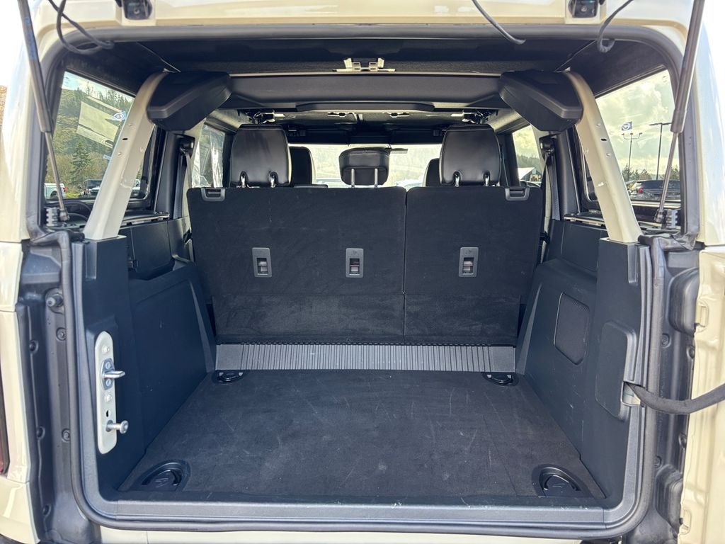 2025 Ford Bronco Outer Banks Lifted w/ Wheel & Tire Package