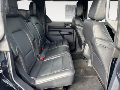 2025 Ford Bronco Outer Banks Lifted/Wheel & Tire Package