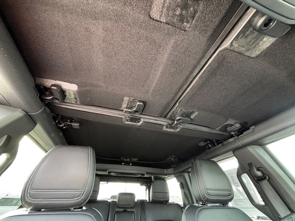 2025 Ford Bronco Outer Banks Lifted/Wheel & Tire Package