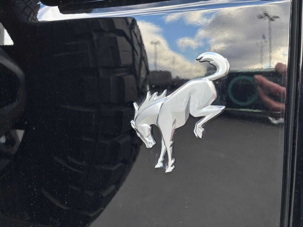 2025 Ford Bronco Outer Banks Lifted/Wheel & Tire Package