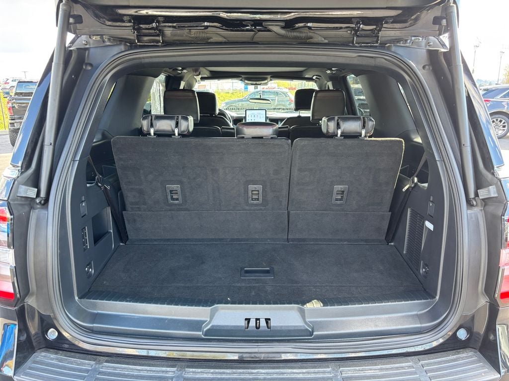 2023 Ford Expedition Limited Stealth Edition